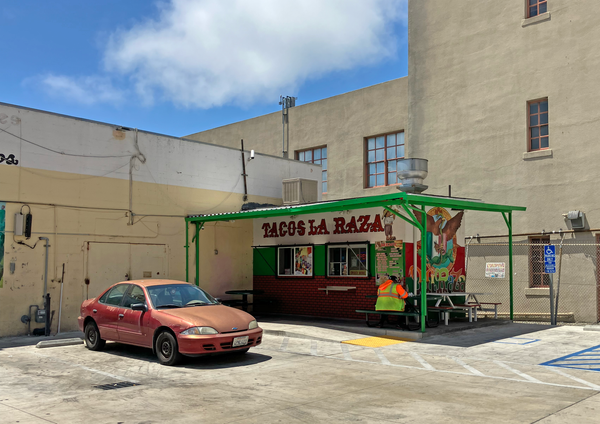On the Richmond Burrito Trail: Tacos La Raza