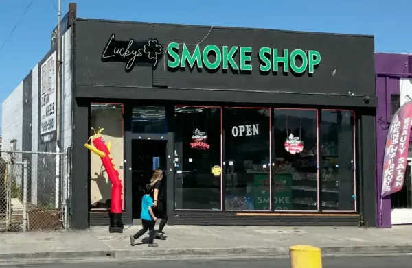 Code enforcement targets unpermitted smoke shops amid citywide moratorium