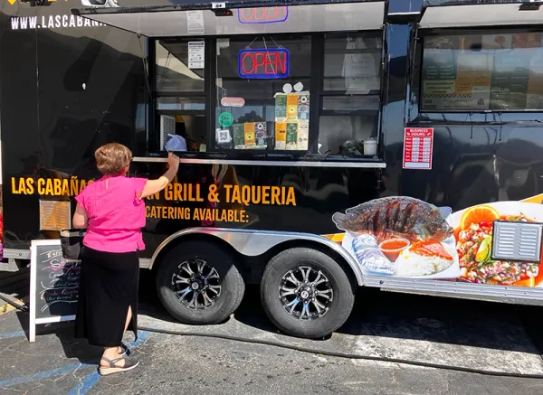 Las Cabañas Food Truck