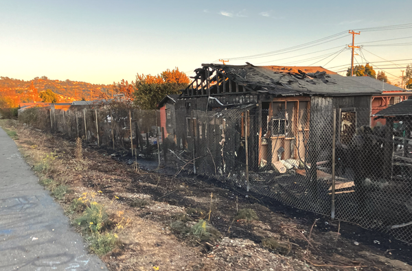 Richmond Greenway fire destroys home, damages others; strong winds spread flames rapidly